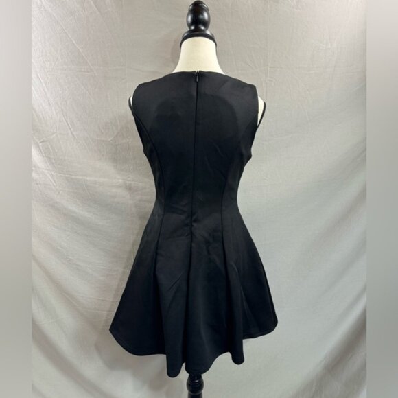 Little Black Dress Flared - Picture 11 of 11